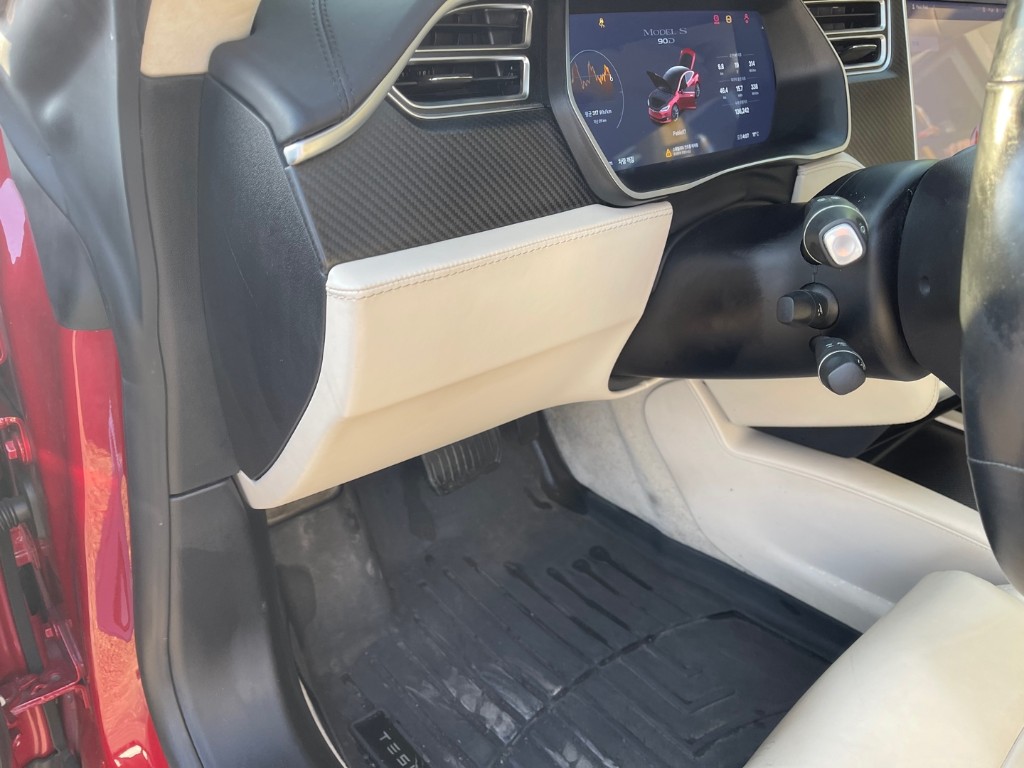 Tesla Others 2017 5YJSA1E26HF218219 Image 43
