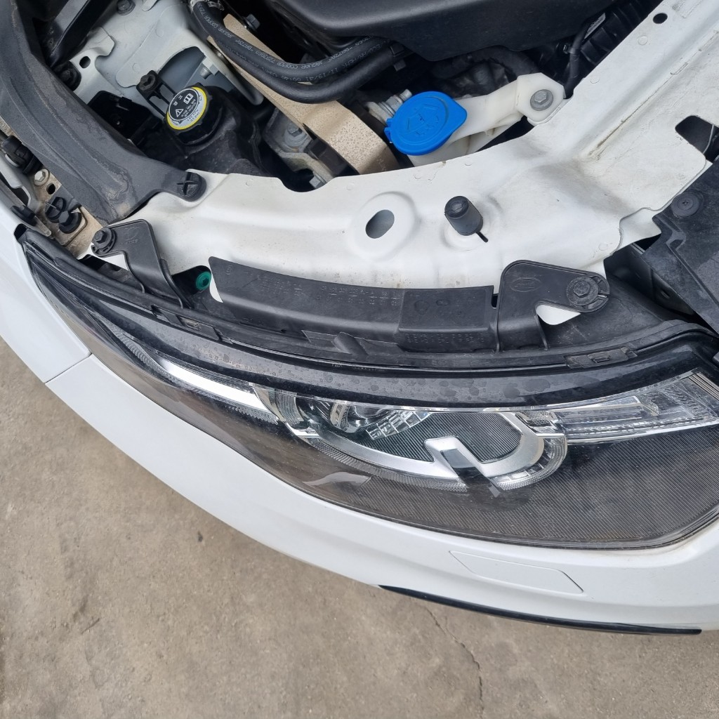 Land Rover Discovery 5 2019 SALCA2BN3KH823856 Image 5