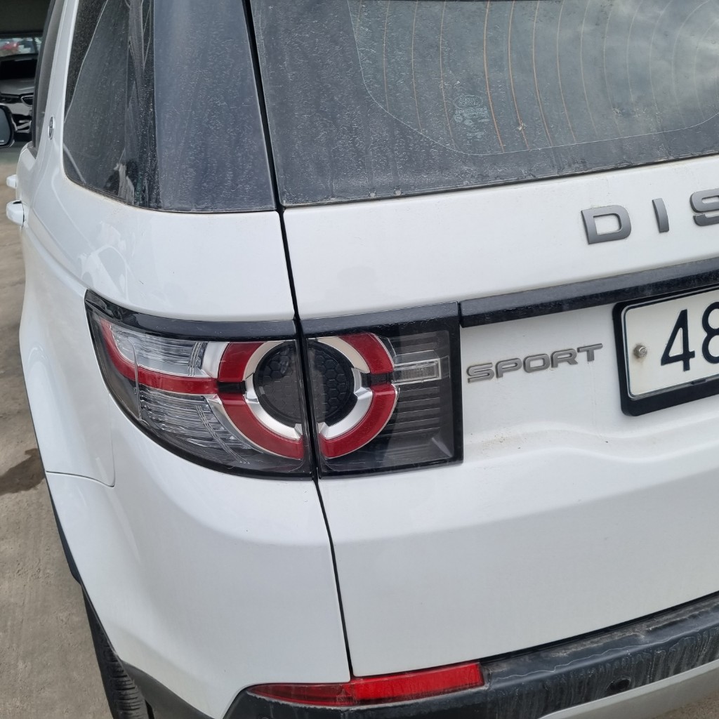 Land Rover Discovery 5 2019 SALCA2BN3KH823856 Image 10