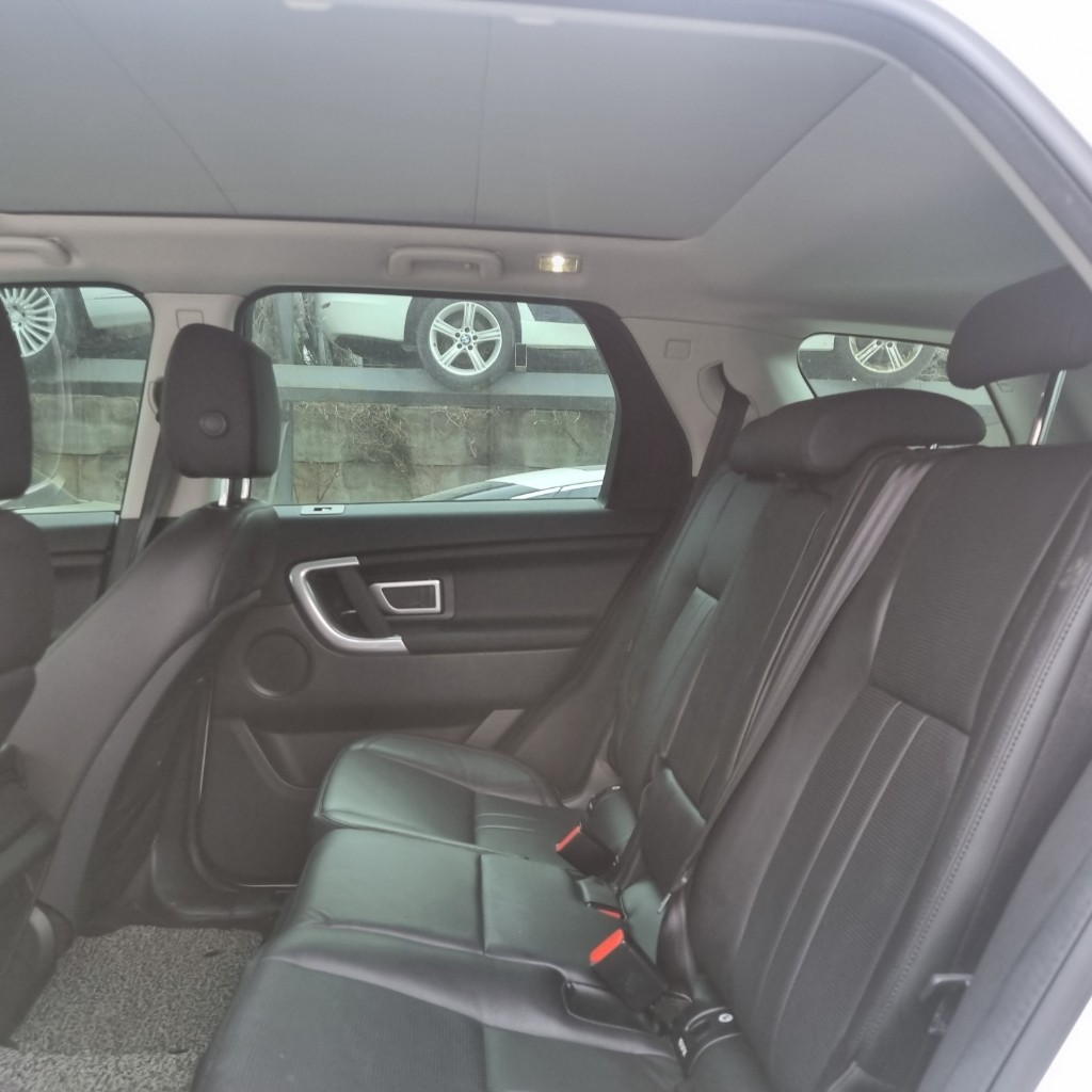 Land Rover Discovery 5 2019 SALCA2BN3KH823856 Image 21