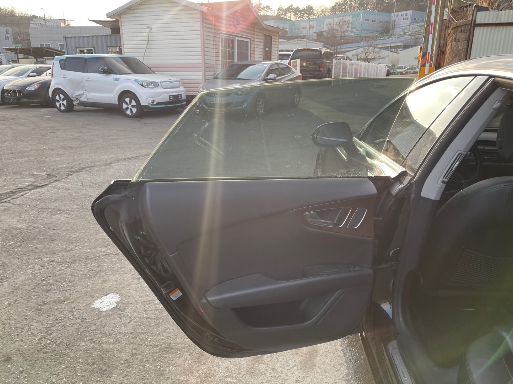 WAUZZZ4G8EN003258 Audi A7