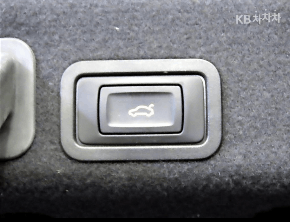 Audi New A6 2015 WAUZZZ4G5FN053536 Image 6