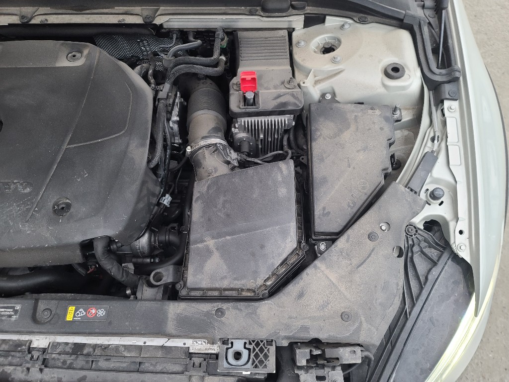 Volvo V60 2020 YV1ZZ102CL1047763 Image 11