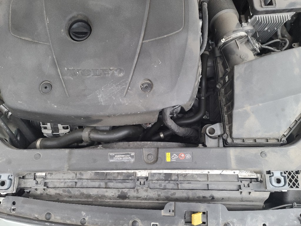 Volvo V60 2020 YV1ZZ102CL1047763 Image 14