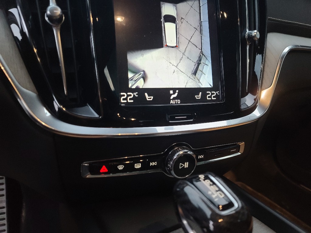 Volvo V60 2020 YV1ZZ102CL1047763 Image 29