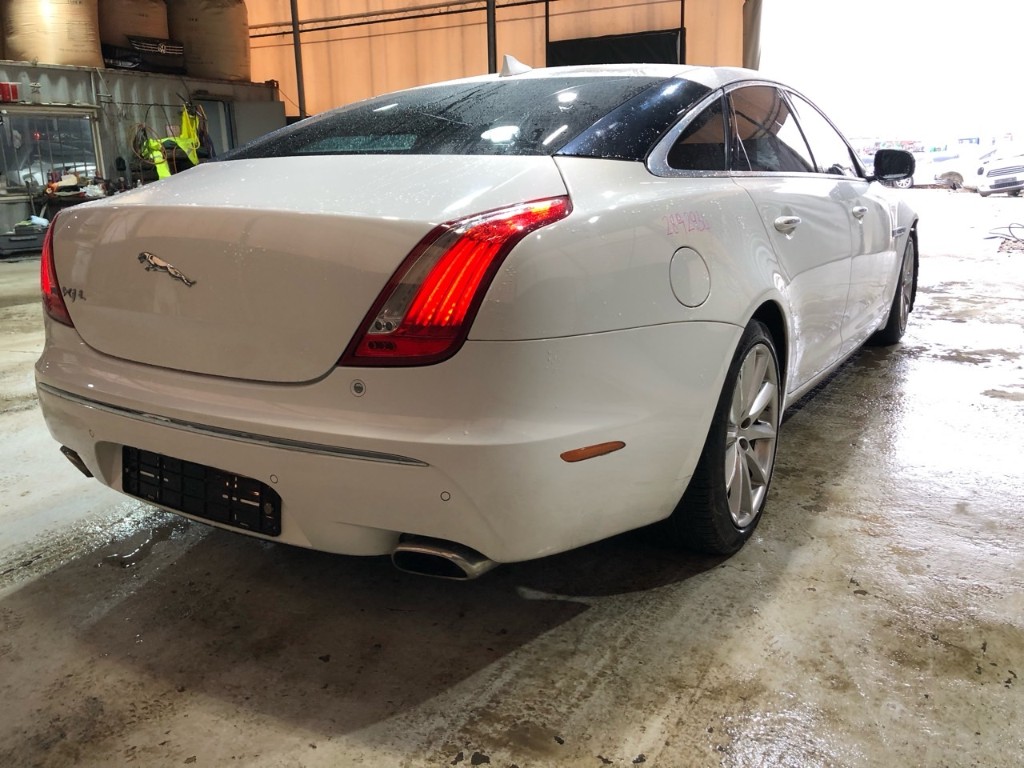Jaguar Xj 3.0d 2015 SAJAA2228FNV87816 Image 46