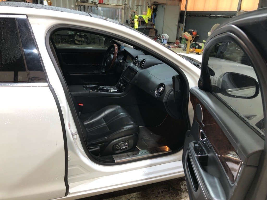 Jaguar Xj 3.0d 2015 SAJAA2228FNV87816 Image 17
