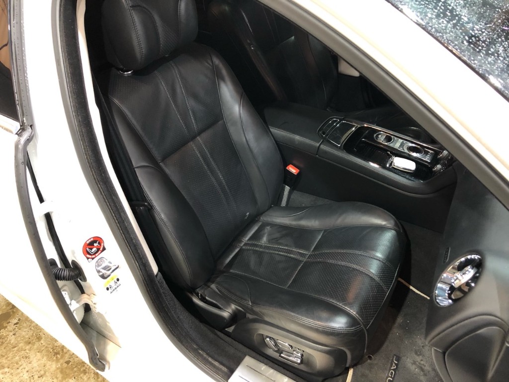 Jaguar Xj 3.0d 2015 SAJAA2228FNV87816 Image 18