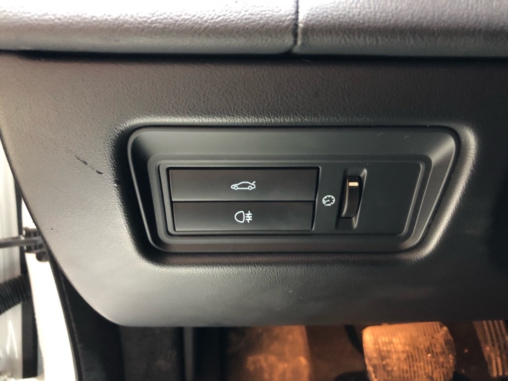 Jaguar Xj 3.0d 2015 SAJAA2228FNV87816 Image 23