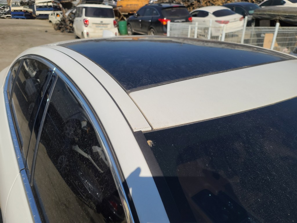 Jaguar Xe 20d 2017 SAJAA4BN8HCP06873 Image 5