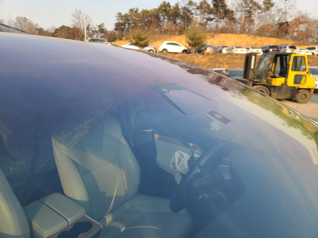 Tesla Others 2018 5YJXCBE23JF131339 Image 6