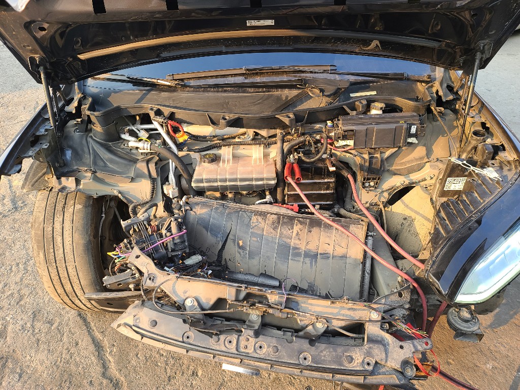 Tesla Others 2018 5YJXCBE23JF131339 Image 16
