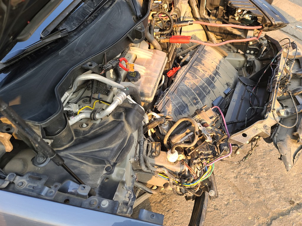 Tesla Others 2018 5YJXCBE23JF131339 Image 18