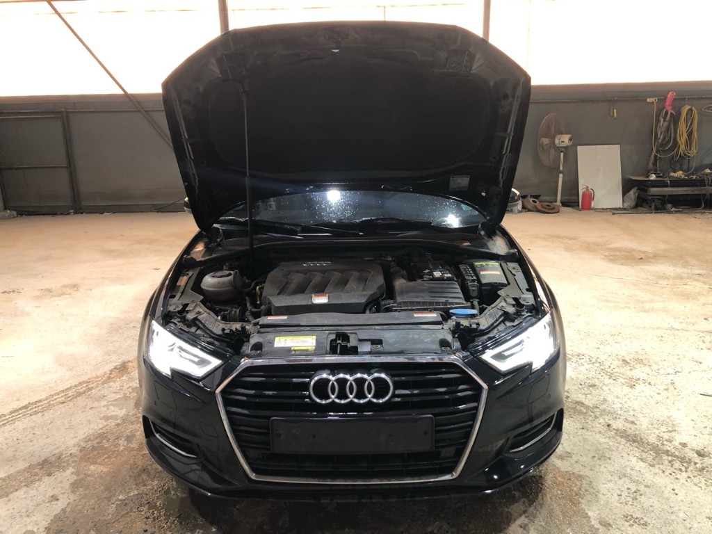 WAUZZZ8V1J1085120 Audi A3