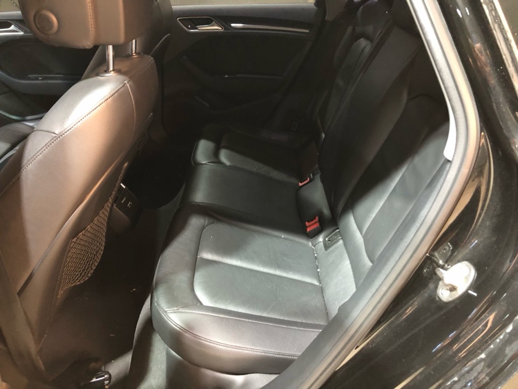 WAUZZZ8V1J1085120 Audi A3