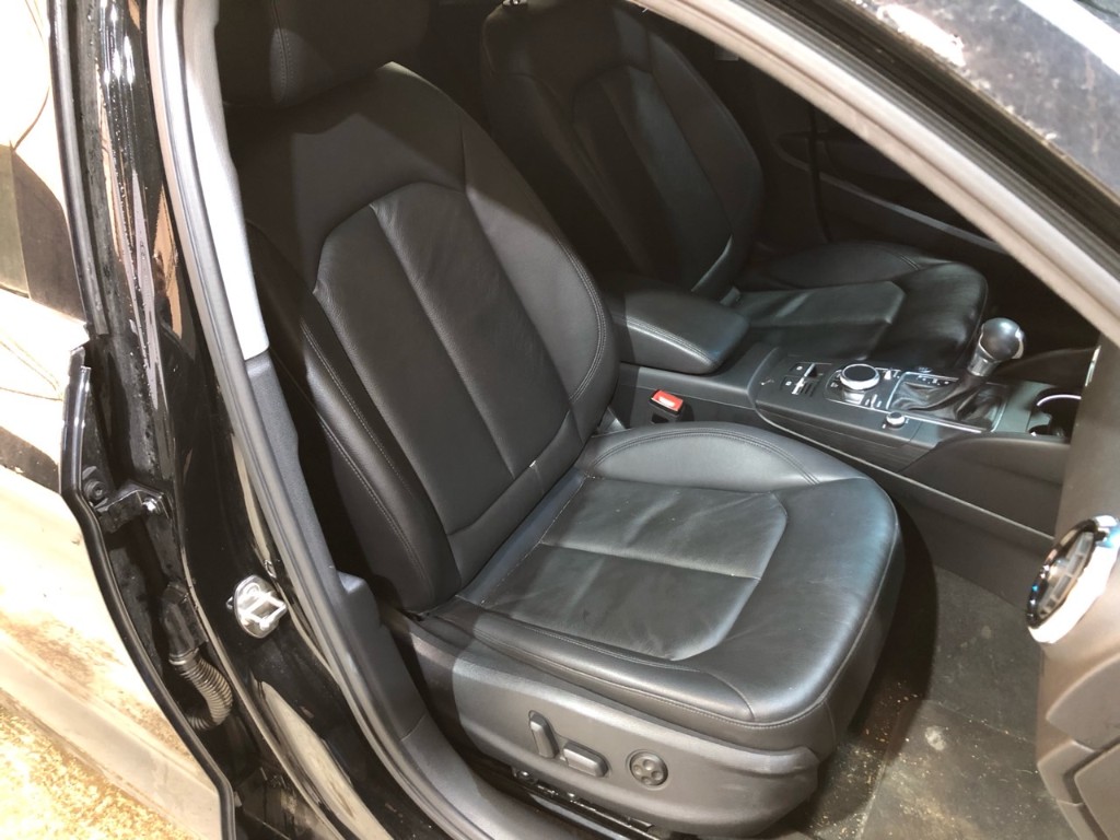 WAUZZZ8V1J1085120 Audi A3