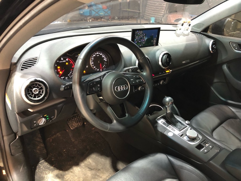 WAUZZZ8V1J1085120 Audi A3