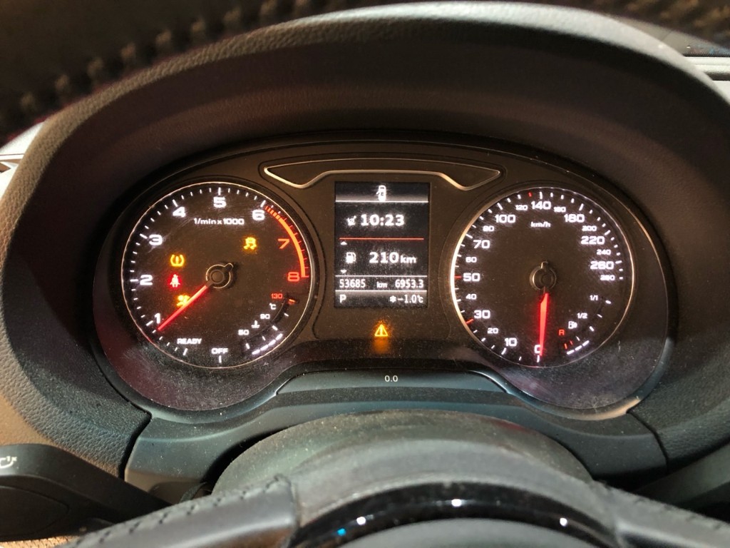 WAUZZZ8V1J1085120 Audi A3