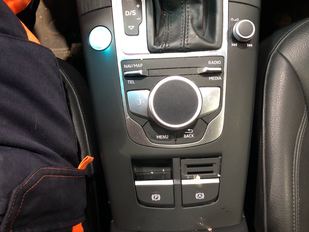 WAUZZZ8V1J1085120 Audi A3