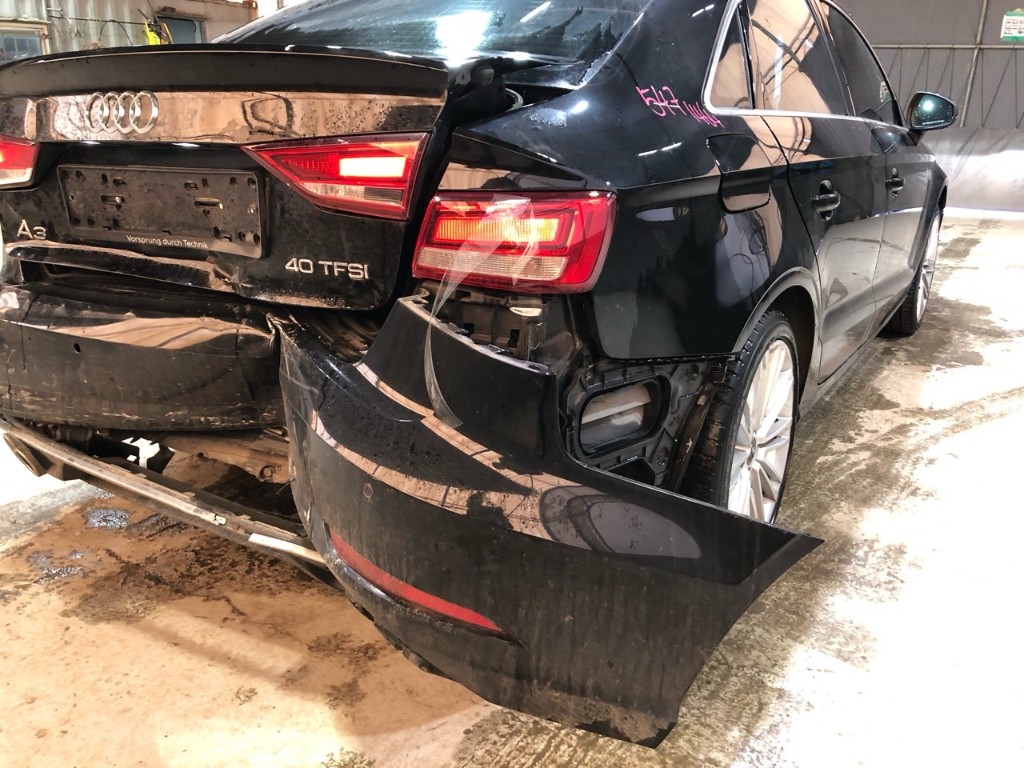WAUZZZ8V1J1085120 Audi A3