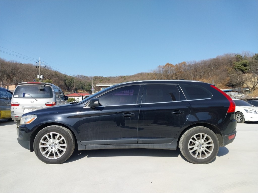YV1DZ9926A2098439 Volvo XC60