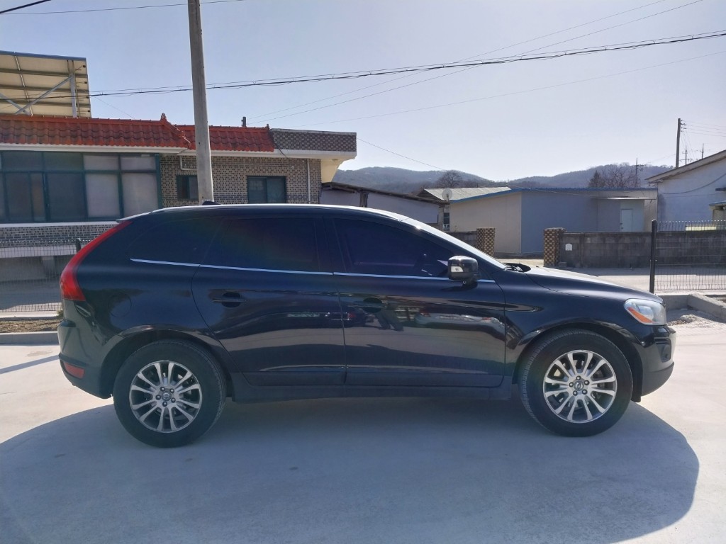 YV1DZ9926A2098439 Volvo XC60