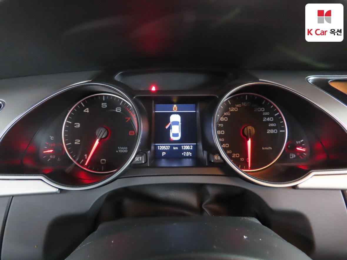 Audi A5 2009 WAUZZZ8T99A047547 Image 35