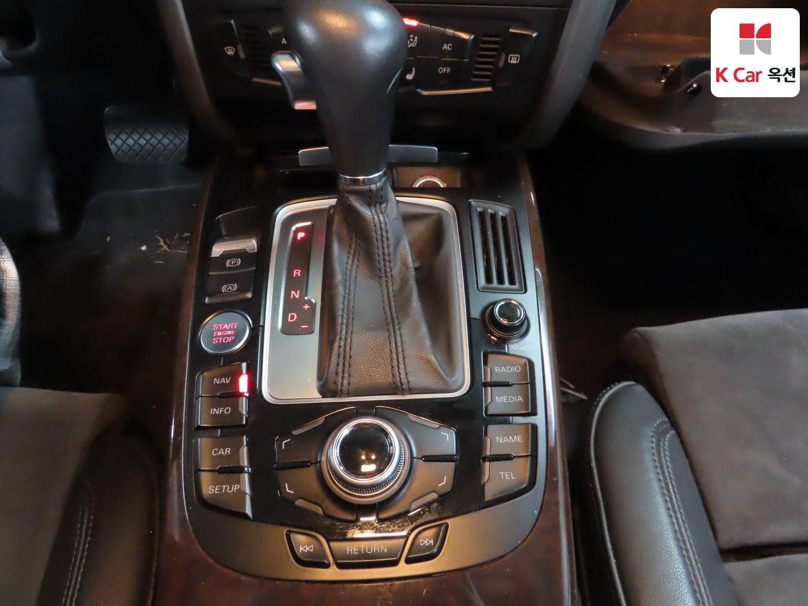 Audi A5 2009 WAUZZZ8T99A047547 Image 10