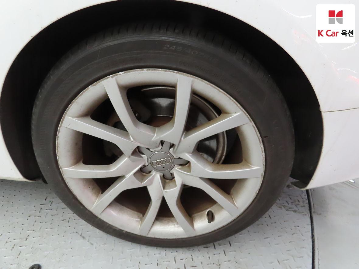Audi A5 2009 WAUZZZ8T99A047547 Image 36