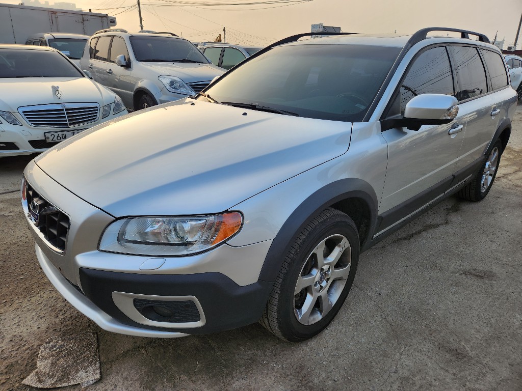 Volvo XC70 2011 YV1BZ70K6B1105626 Image 2