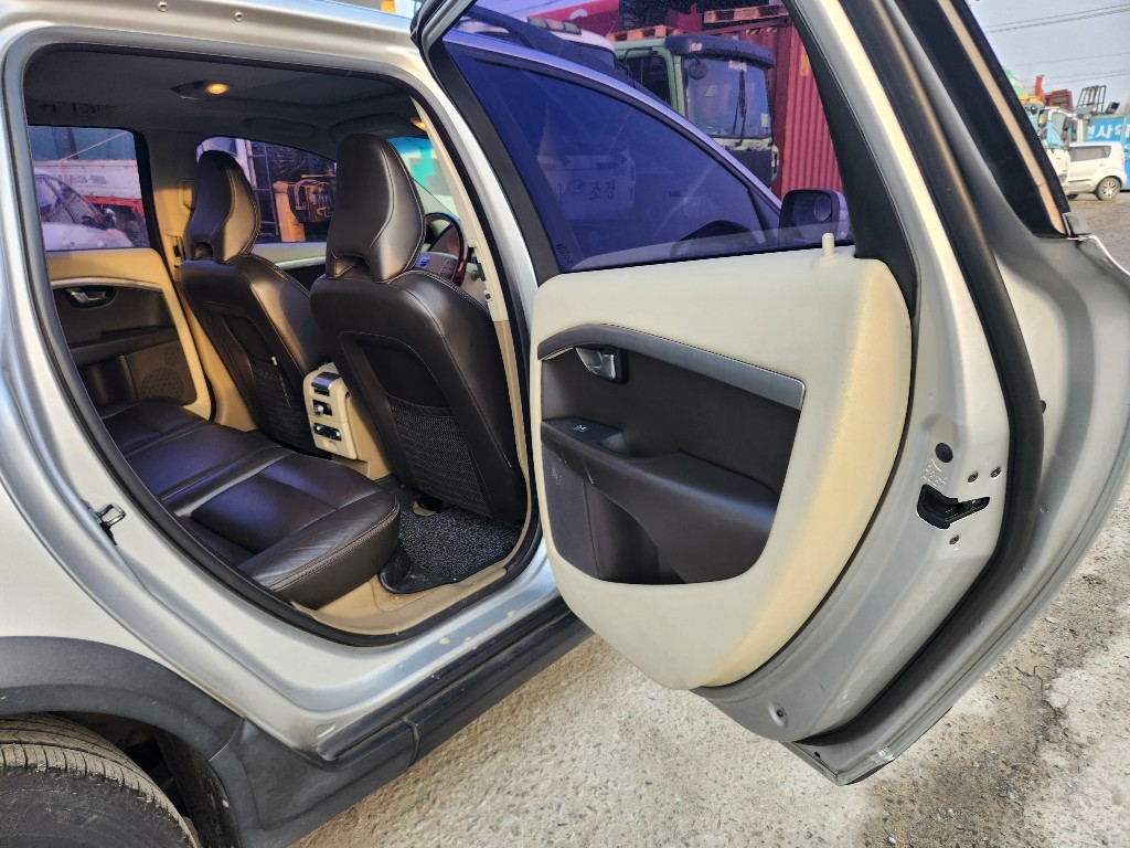 Volvo XC70 2011 YV1BZ70K6B1105626 Image 19