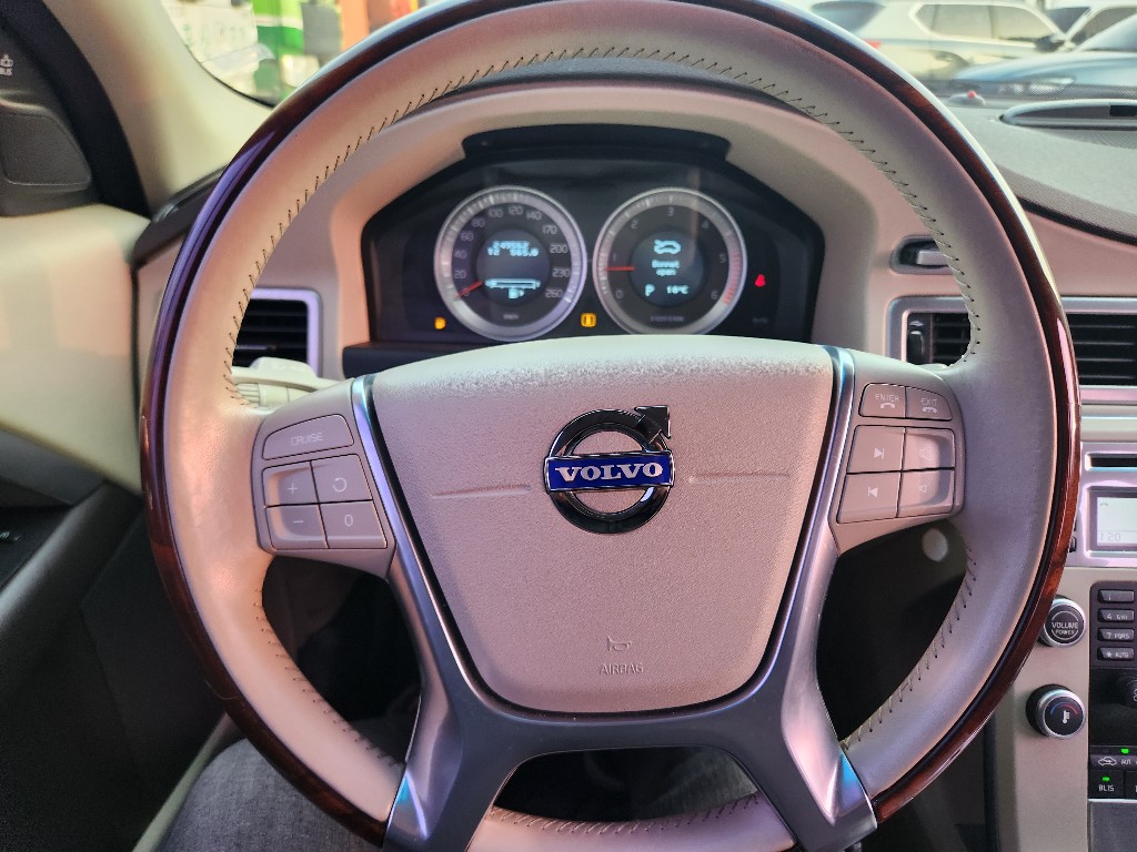 Volvo XC70 2011 YV1BZ70K6B1105626 Image 28