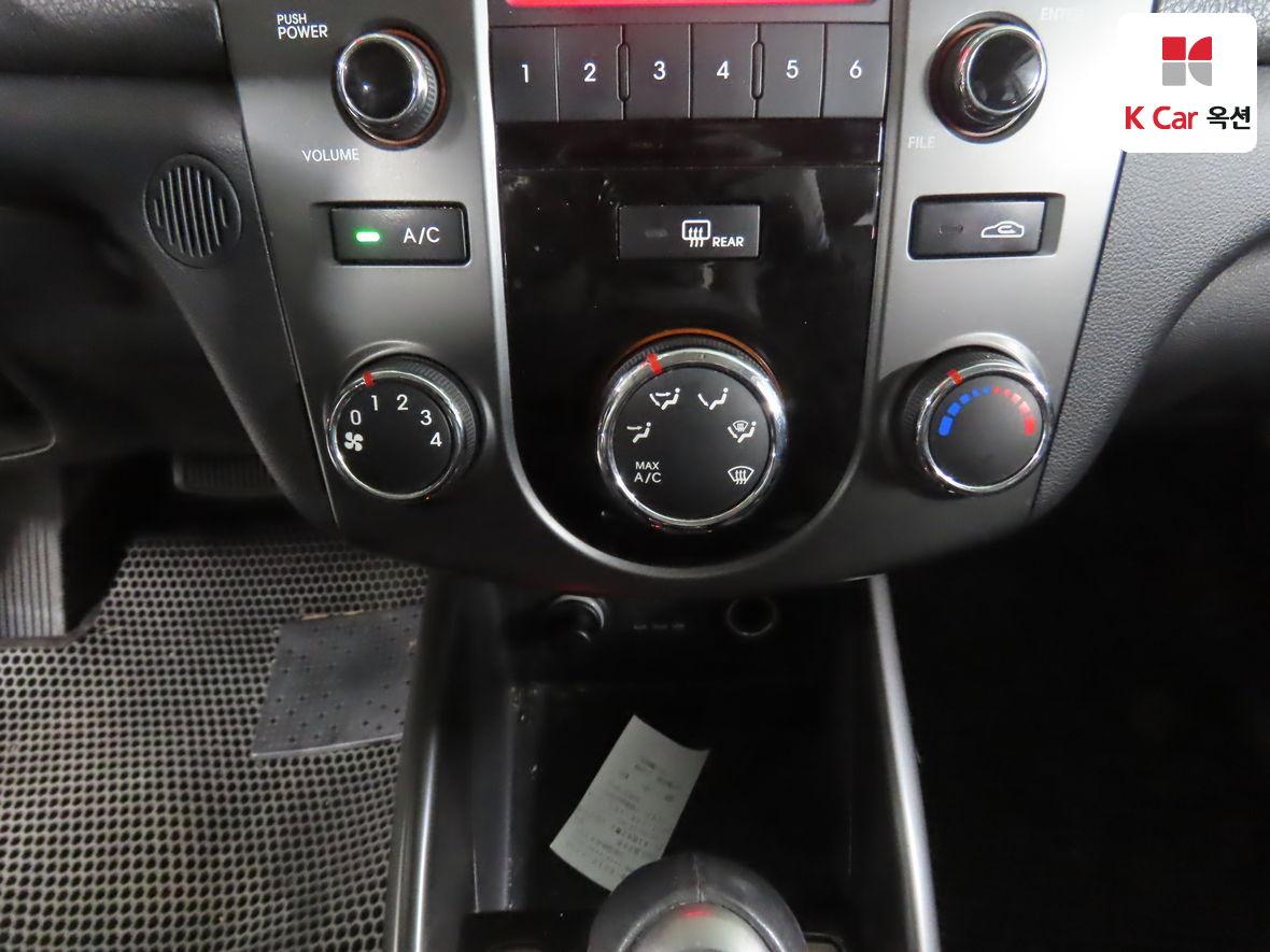KIA Forte 2011 KNAFU415BBA462047 Image 8