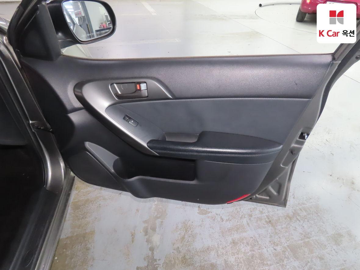 KIA Forte 2011 KNAFU415BBA462047 Image 23