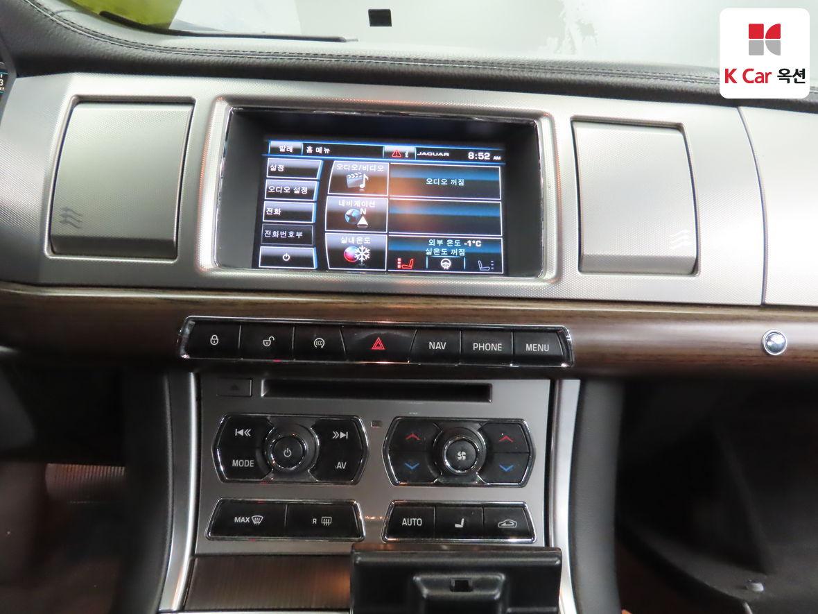SAJAA0540FNU56171 Jaguar New Xf