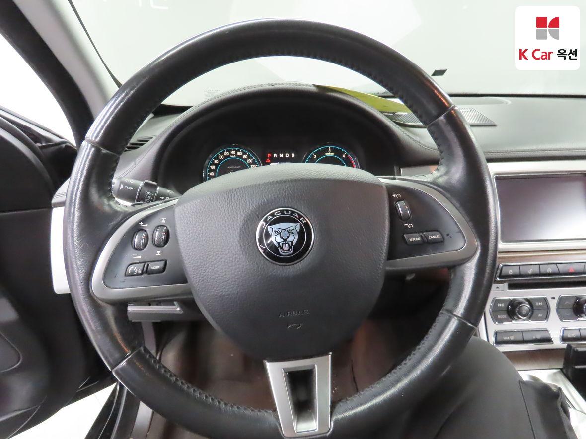 SAJAA0540FNU56171 Jaguar New Xf