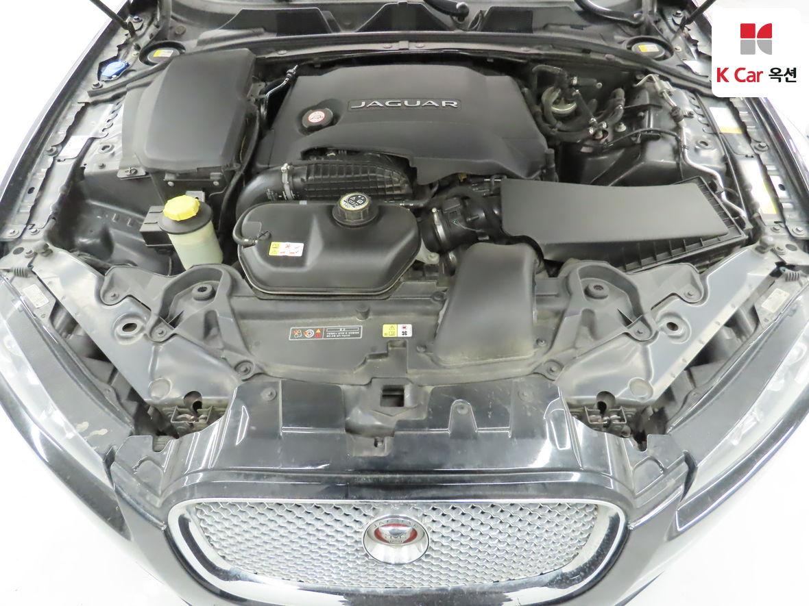 SAJAA0540FNU56171 Jaguar New Xf