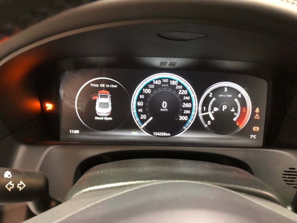 SAJBB4BK6HCY29837 Jaguar Xf X260