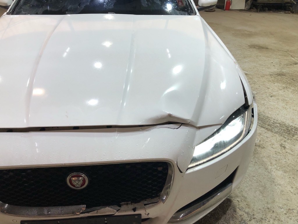SAJBB4BK6HCY29837 Jaguar Xf X260