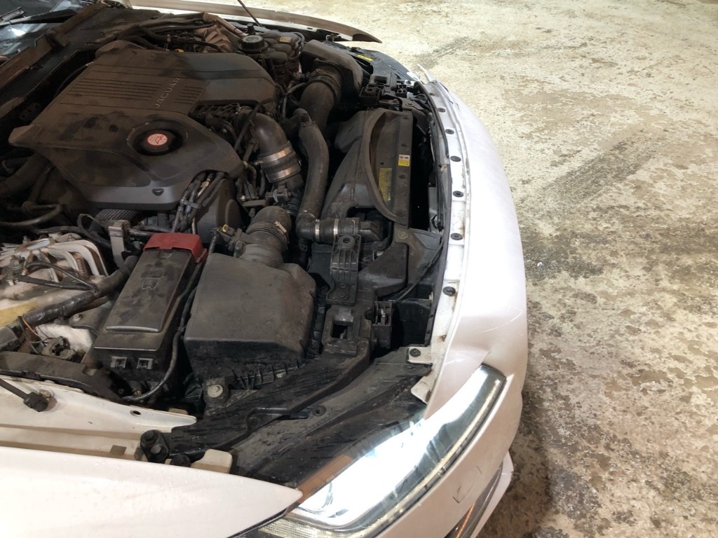 SAJBB4BK6HCY29837 Jaguar Xf X260