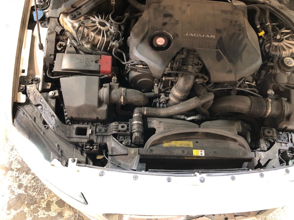 SAJBB4BK6HCY29837 Jaguar Xf X260