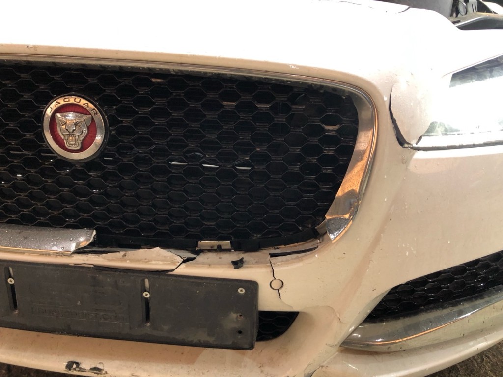 SAJBB4BK6HCY29837 Jaguar Xf X260