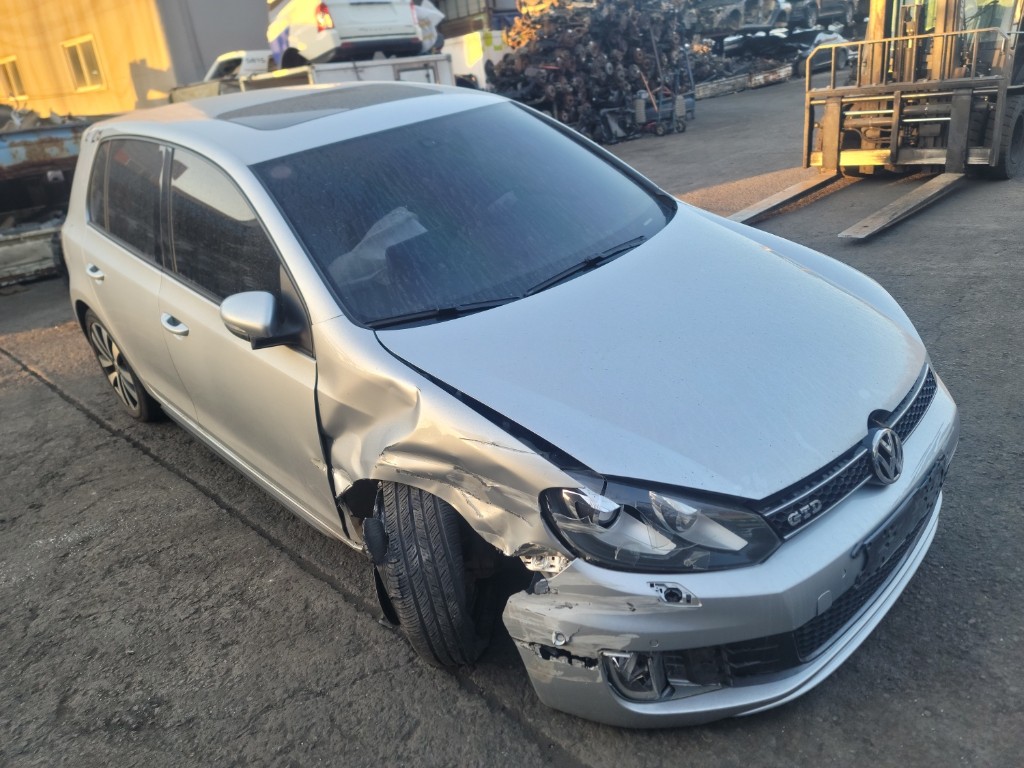 WVWZZZ1KZBW053191 Volkswagen GOLF