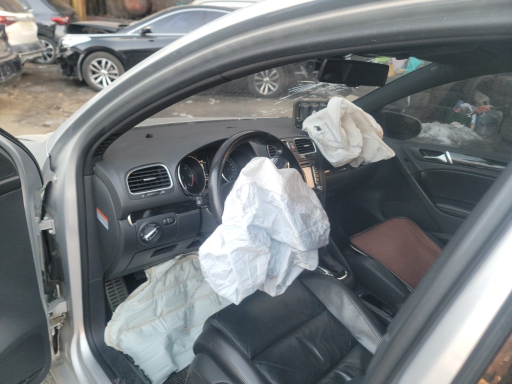 WVWZZZ1KZBW053191 Volkswagen GOLF