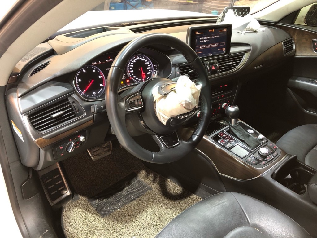 WAUZZZ4G7EN079831 Audi A7