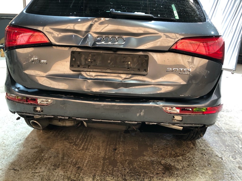 WAUZZZ8RXDA025330 Audi Q5