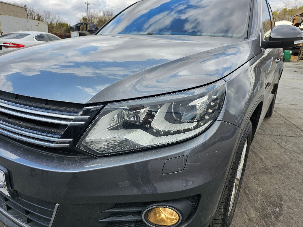 WVGZZZ5NZDW536589 Volkswagen TIGUAN