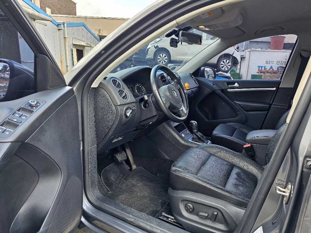 WVGZZZ5NZDW536589 Volkswagen TIGUAN