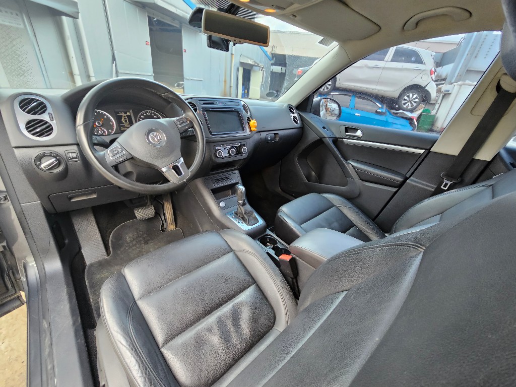 WVGZZZ5NZDW536589 Volkswagen TIGUAN