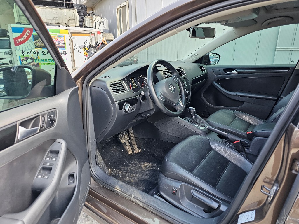 Volkswagen JETTA 2014 WVWZZZ16ZEM002124 Image 11